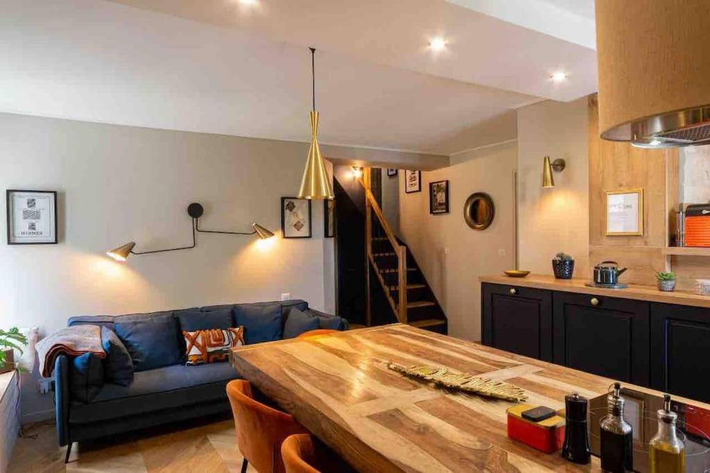 Le Loft Des Hospices : Centre/parking/vueriviere Beaune (Cote d'Or)