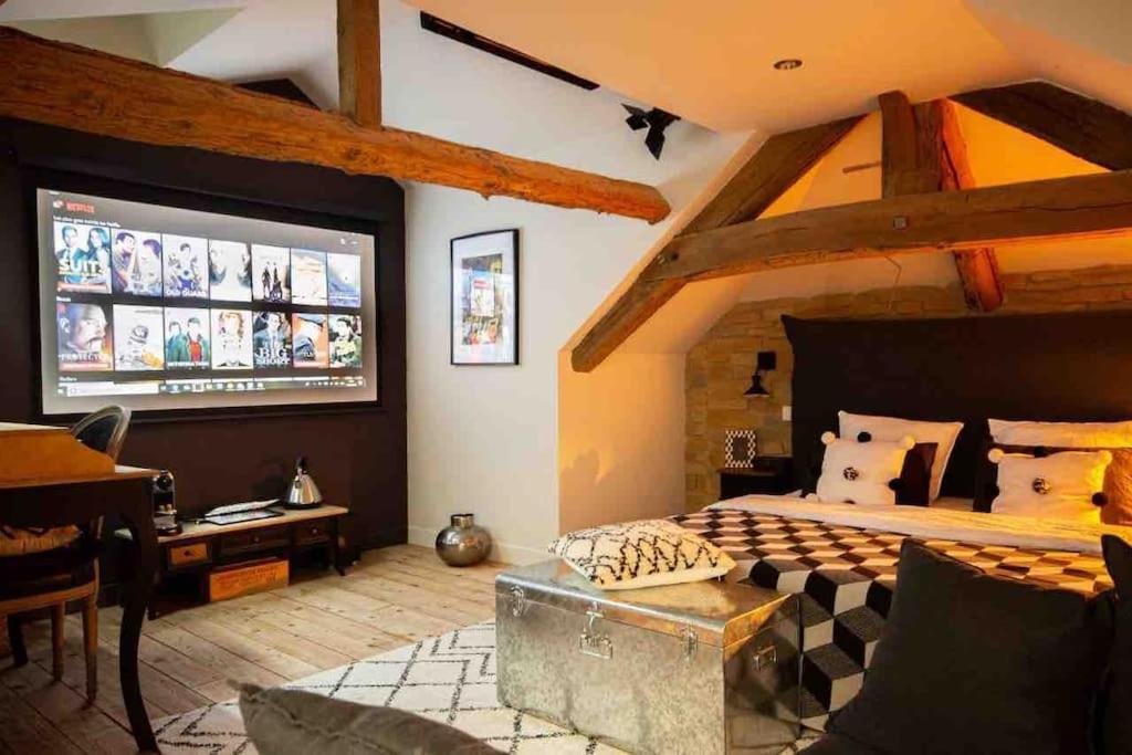 Le Loft Des Hospices : Centre/parking/vueriviere Apartment Beaune (Cote d'Or)