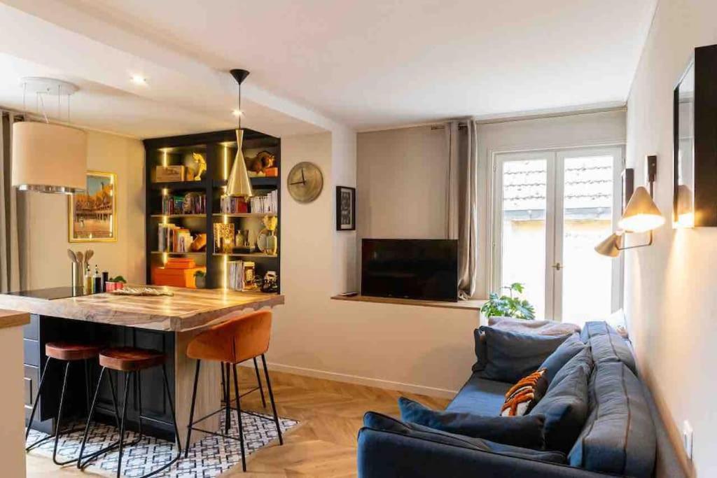 Le Loft Des Hospices : Centre/parking/vueriviere Apartment